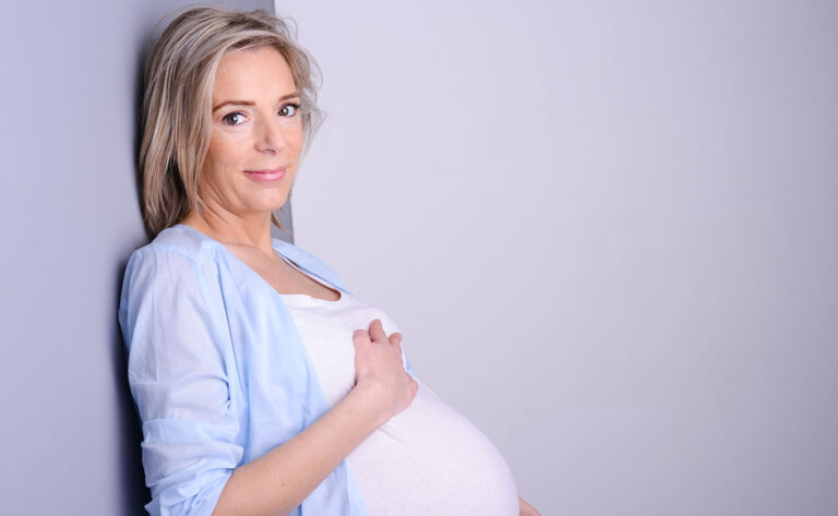 Kinderwunsch über 40: Chancen, Herausforderungen und moderne Lösungen